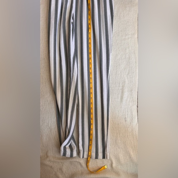 Women’s Jumpsuits. Short sleeve. XS - Picture 9 of 10